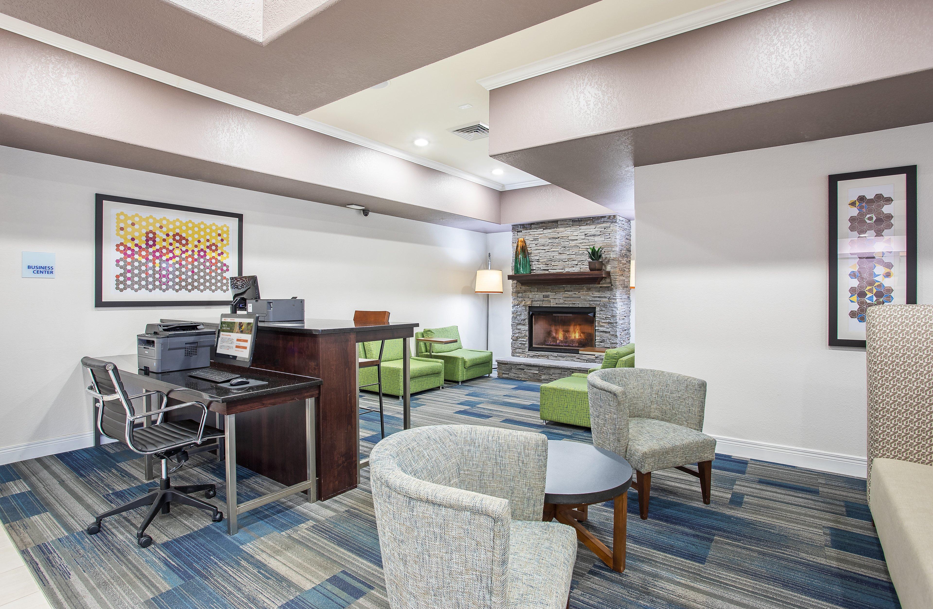 Holiday Inn Express Hotel & Suites Glasgow By Ihg Екстериор снимка