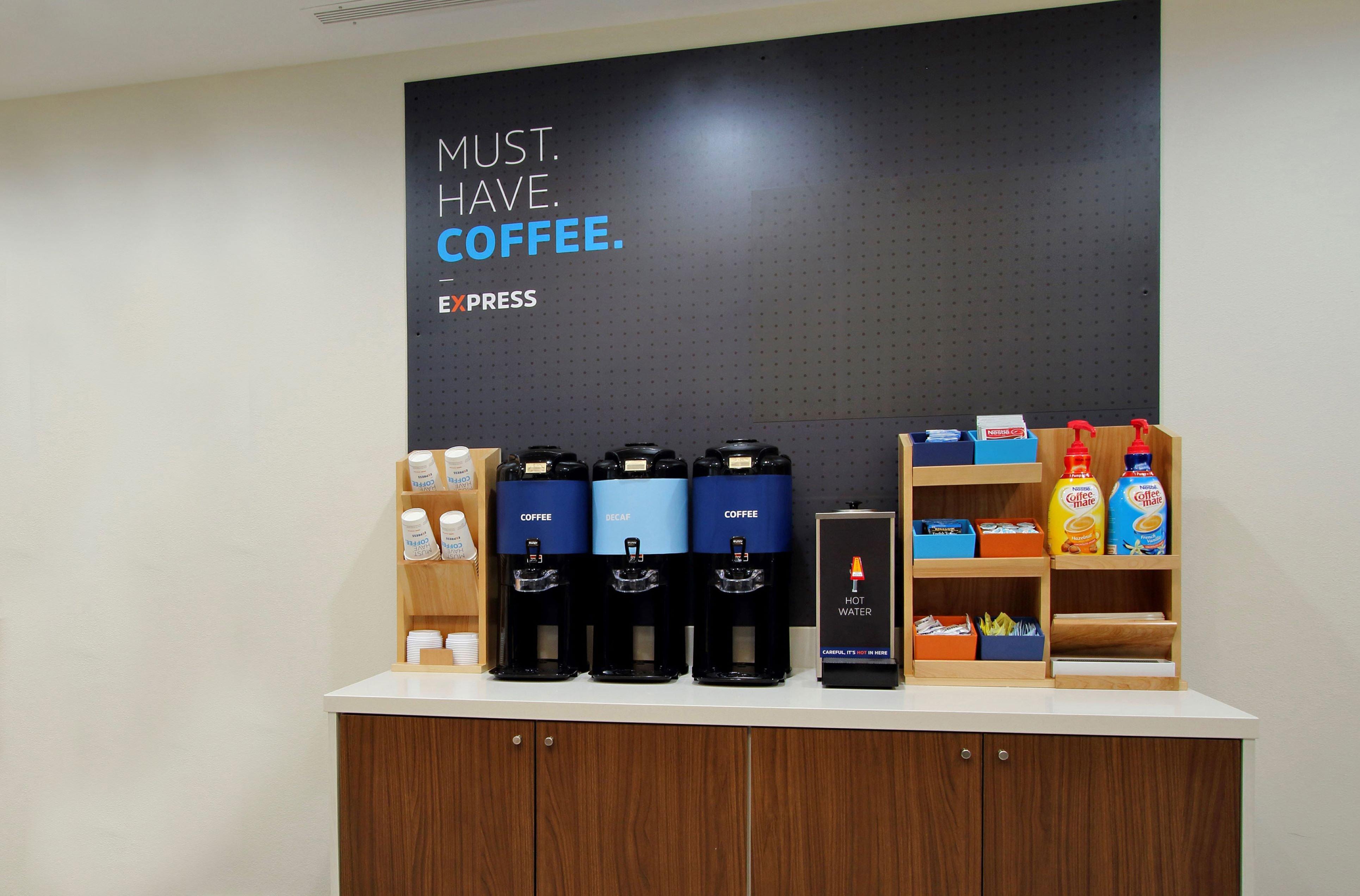Holiday Inn Express Hotel & Suites Glasgow By Ihg Екстериор снимка