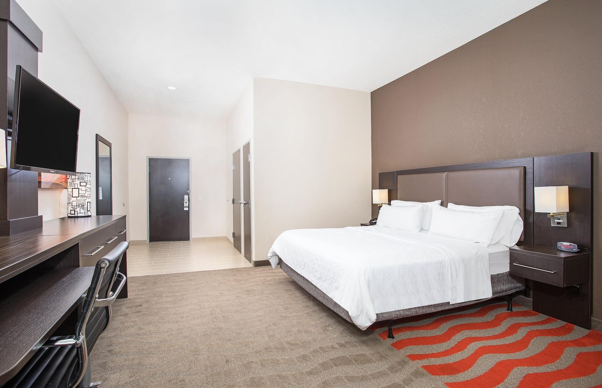 Holiday Inn Express Hotel & Suites Glasgow By Ihg Екстериор снимка