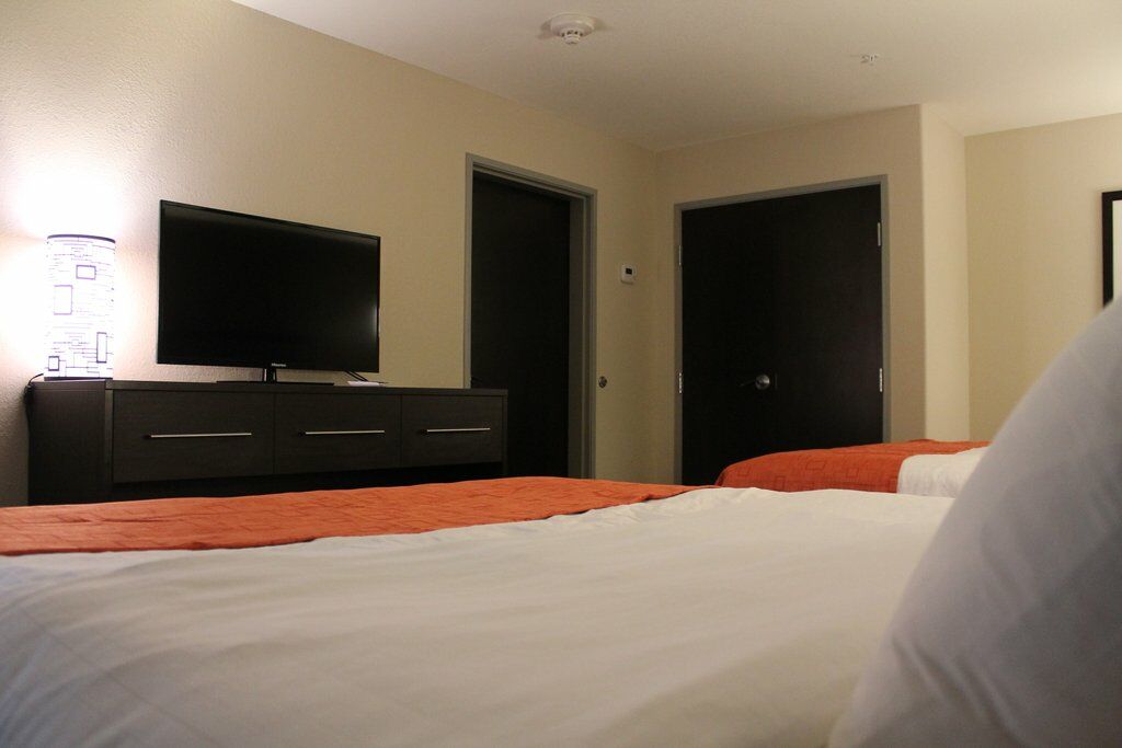 Holiday Inn Express Hotel & Suites Glasgow By Ihg Екстериор снимка