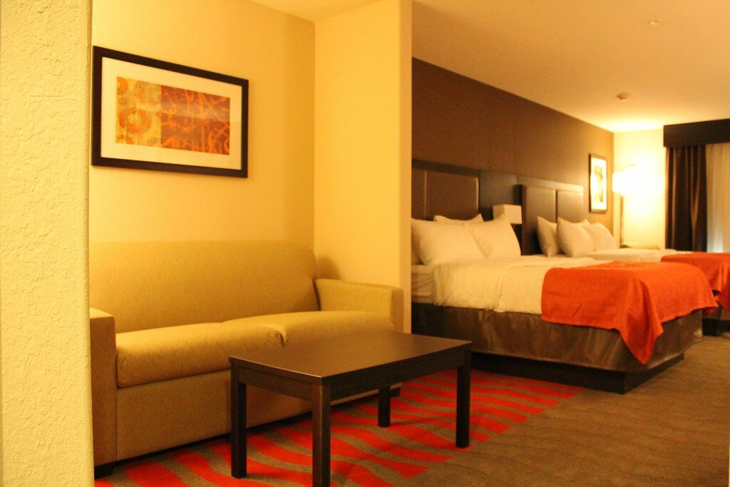Holiday Inn Express Hotel & Suites Glasgow By Ihg Екстериор снимка