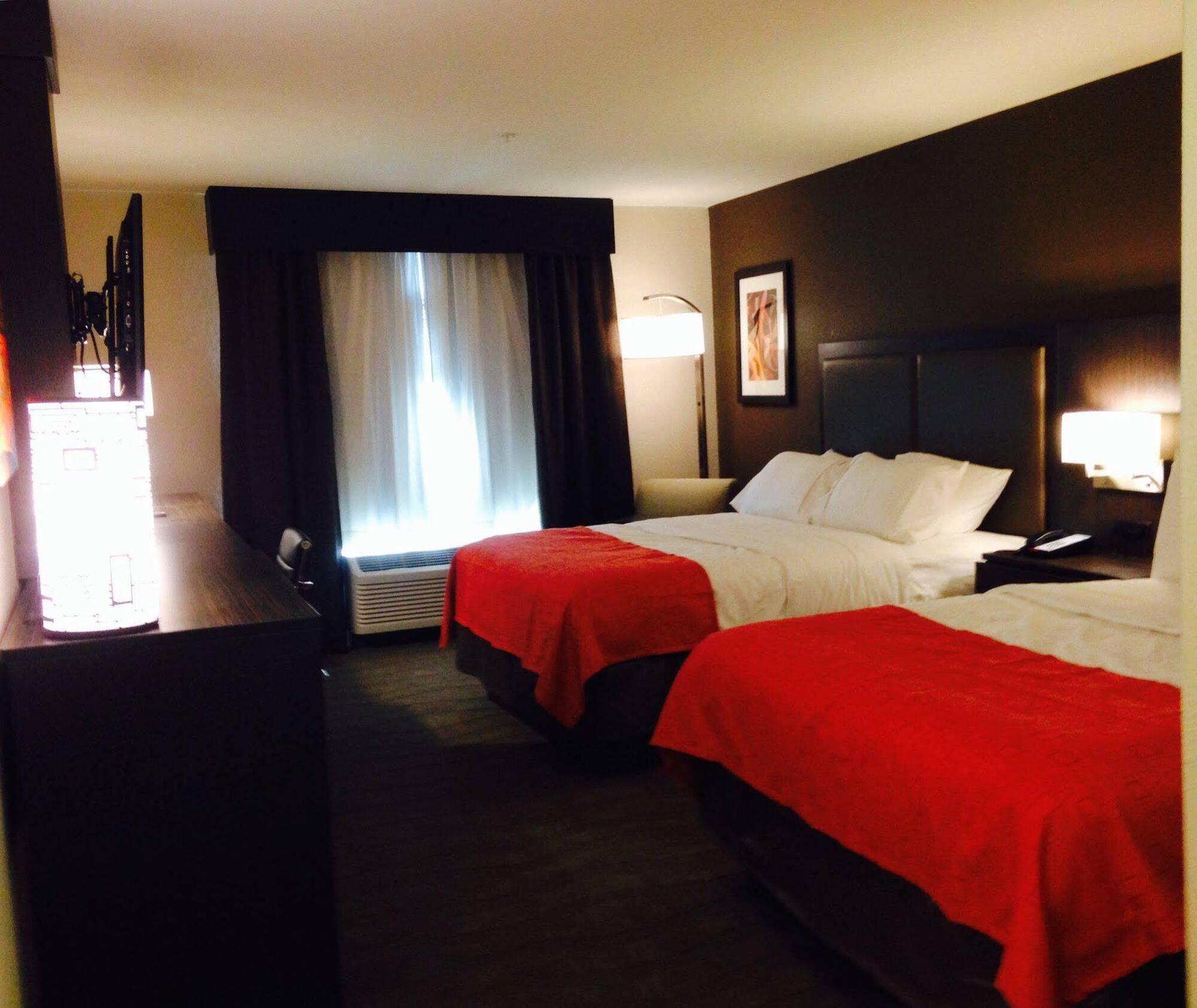 Holiday Inn Express Hotel & Suites Glasgow By Ihg Екстериор снимка